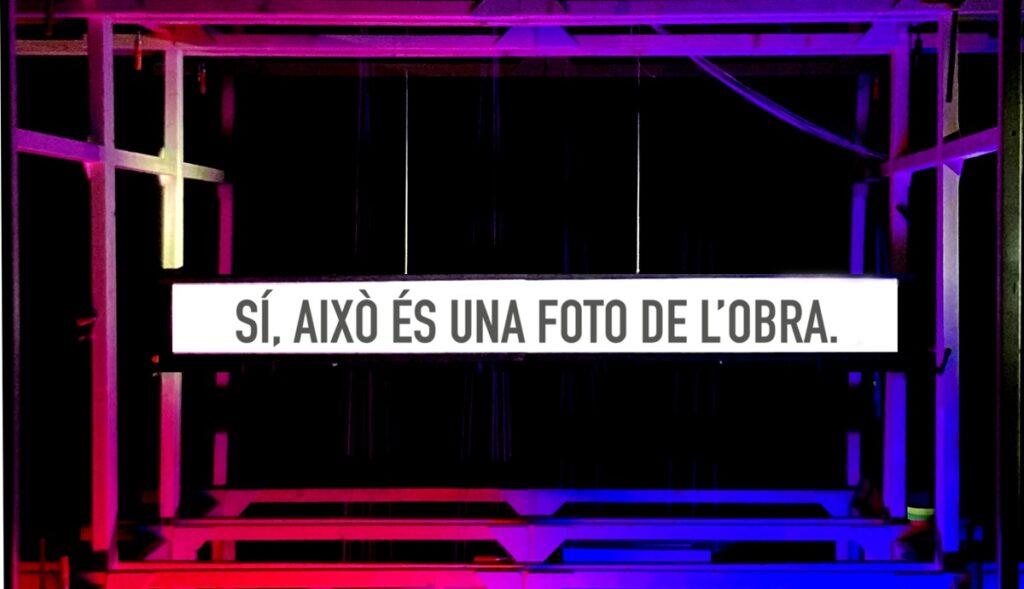 'Manual per a éssers vius' © La Mula