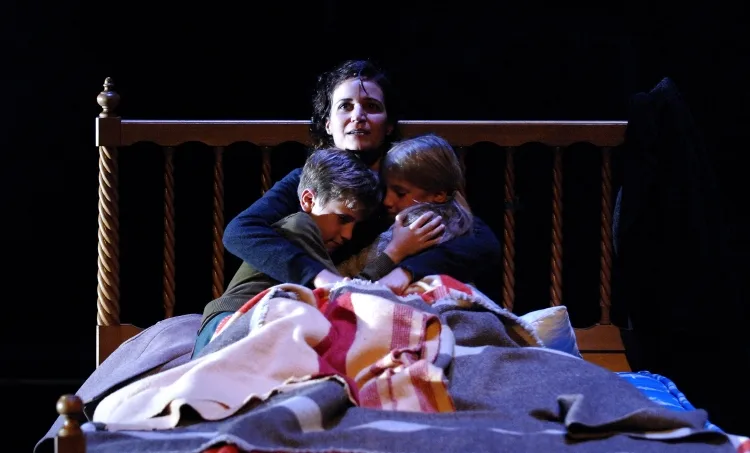 Sílvia Bel a La plaça del Diamant, de Toni Casares (2007) © David Ruano