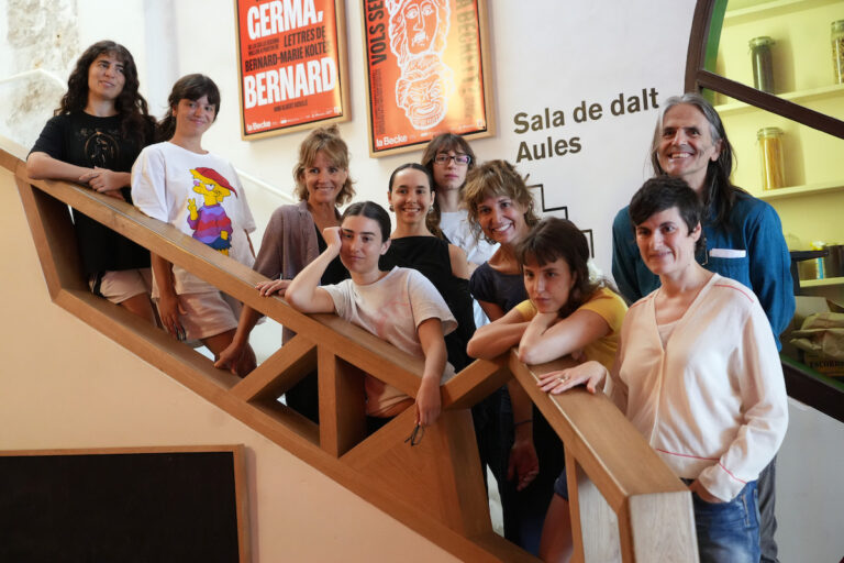 La Beckett obre temporada amb Perejaume i un homenatge a Koltès Foto dels equips dels primers espectacles de la Beckett © Guillem Roset / ACN