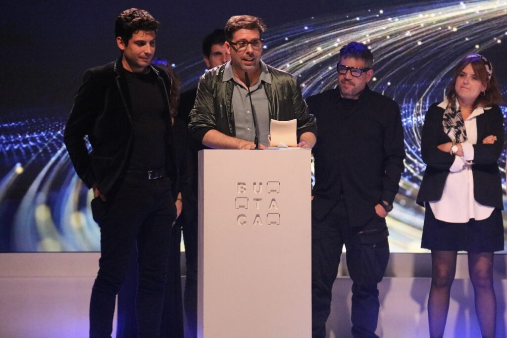 Oriol Burés recull el Butaca per 'Ànima'© Albert Segura / ACN