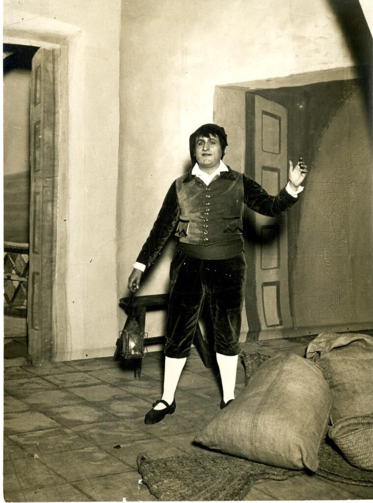 'El giravolt de maig' (1950) © MAE. Institut del Teatre 3