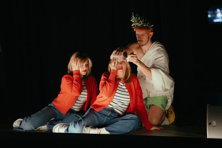 La caiguda dels herois i l’èpica operística 'Els stunmen' © Marta Mas Girones